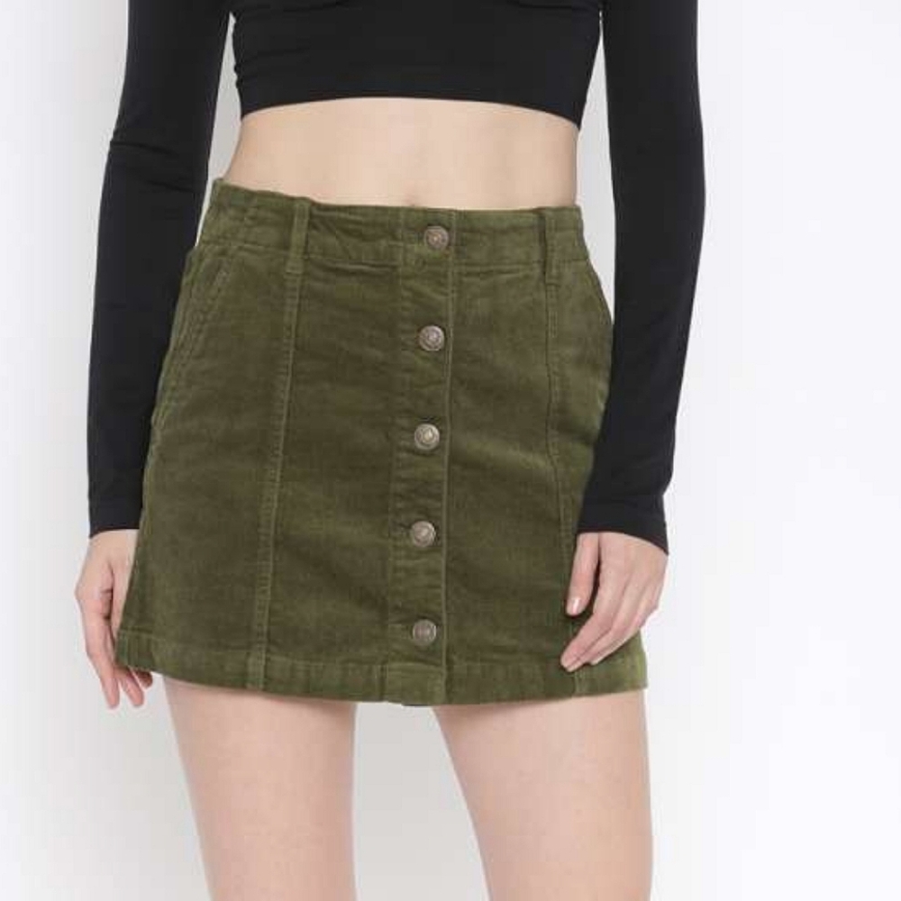 Forever 21 Corduroy Button Front Mini Skirt in Green Size 25